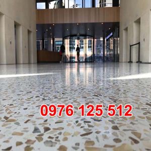 Thi công gạch terrazzo mài