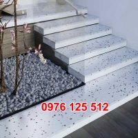 Đá granito cầu thang